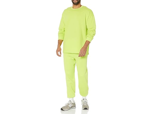 Amazon Essentials Men Medium Oversized-Fit T-Shirt