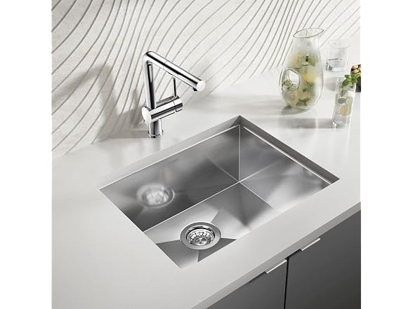 Blanco Linus Pullout Kitchen Faucet
