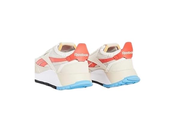 Reebok Unisex Classic Leather Sneakers