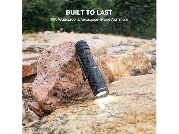 M70 EDC Flashlight, 1100 Lumens