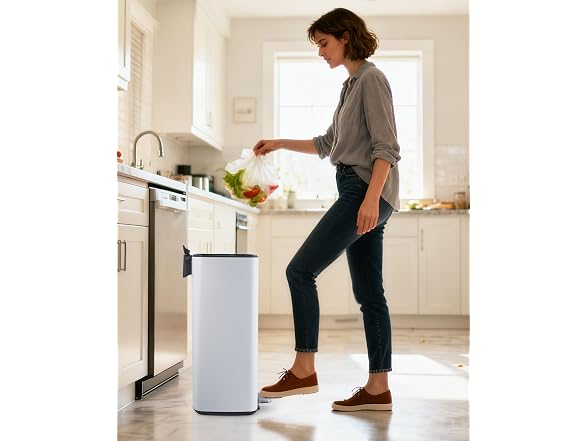 Takywep 8 Gal Step-On Trash Can White