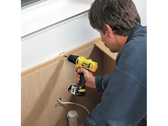 DEWALT DCD710S2 12V MAX 3/8 Inch Drill/Driver Kit