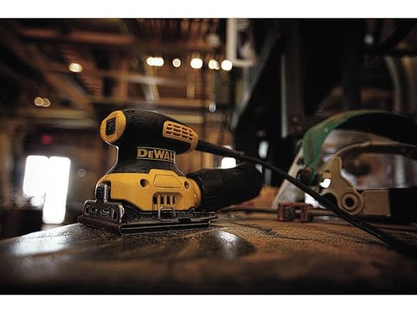 DEWALT DWE6411 Electric Sander 1/4 Sheet 14,000 OPM