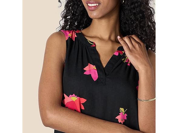 Amazon Essentials Women Sleeveless Woven Dress