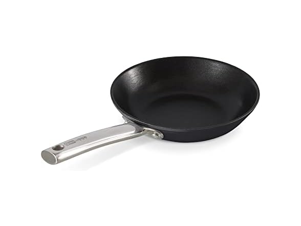DASH Delish 8" Lightweight Cast Iron Pan