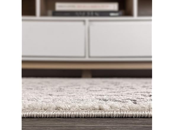JONATHAN Y Ziri Moroccan Rug 8x10