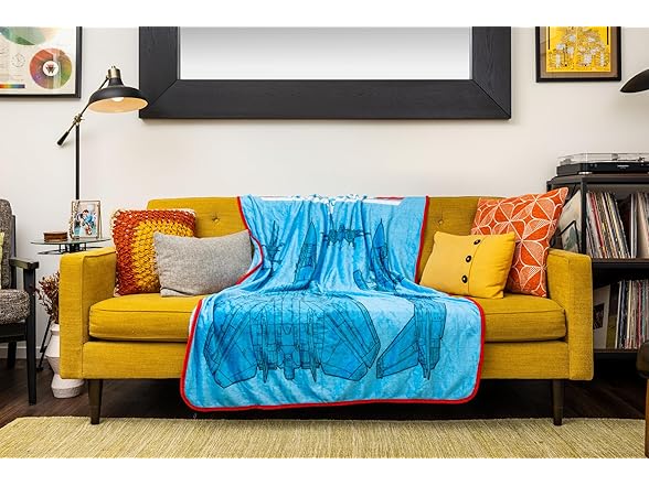 Silver Buffalo Top Gun Flannel Raschel Throw