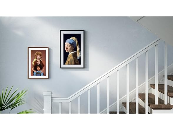 MEURAL CANVAS II THE SMART ART FRAME WITH 21.5 IN. HD DIGITAL CANVAS THAT RENDERS I (Open Box)