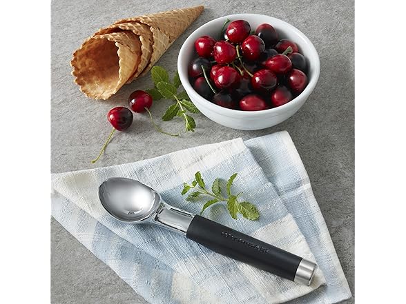 KitchenAid Gourmet Ice Cream Scoop,Black