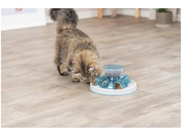 TRIXIE Tunnel Slow Feeder for Cats