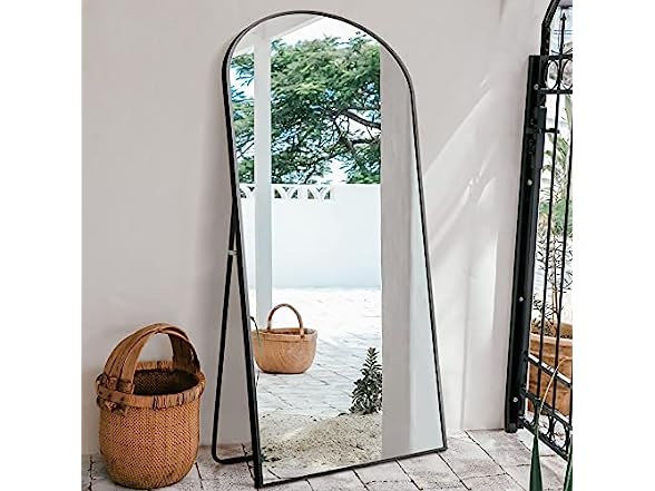 Arched Aluminum (Black)