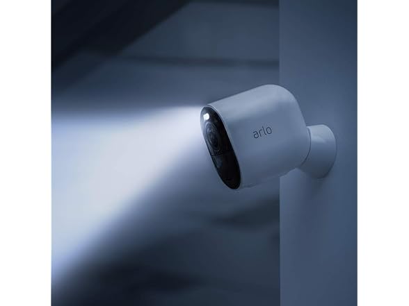 ARLO VMS5340-100NAR  Arlo 4k UHD 3 camera security
