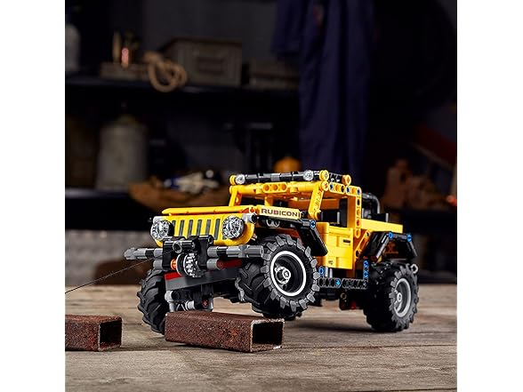 LEGO Technic Jeep Wrangler (Open Box)
