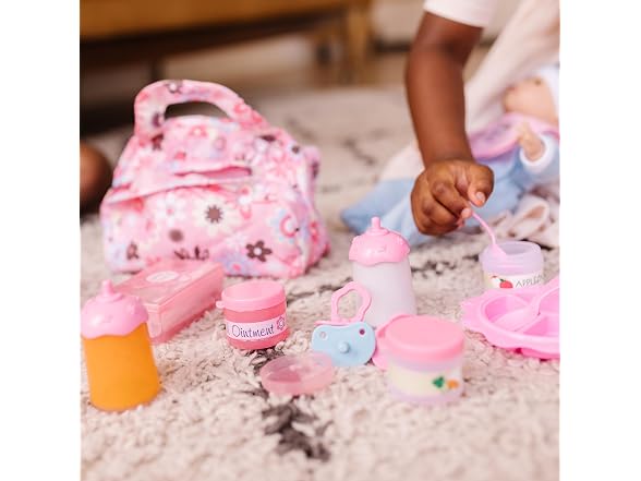 Melissa & Doug Melissa & Doug Doll Feeding and Changi