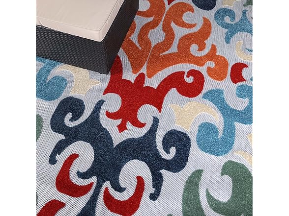 Superior Aldaine Indoor Outdoor Area Rug 4' x 6'