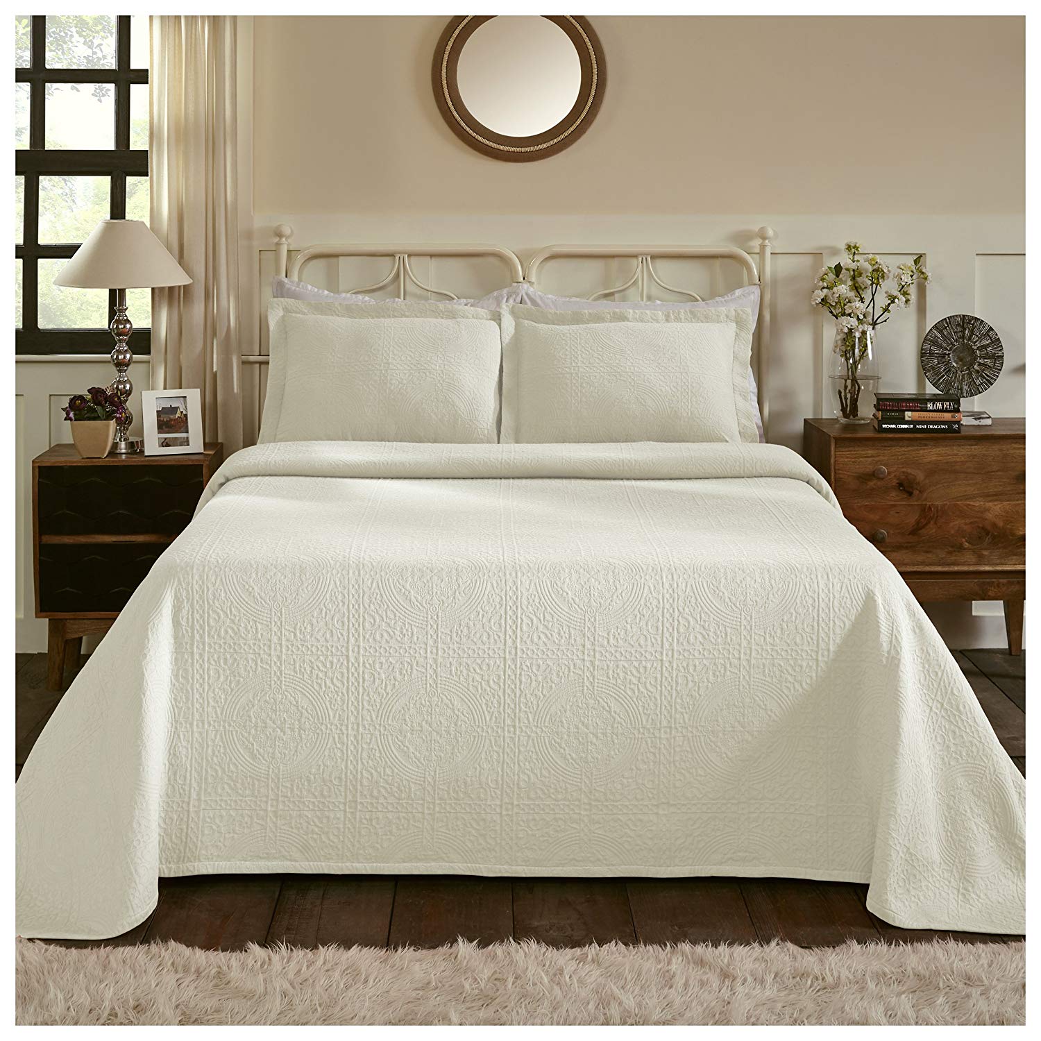 Superior 100% Cotton Medallion Bedspread with Shams - Gallery 12