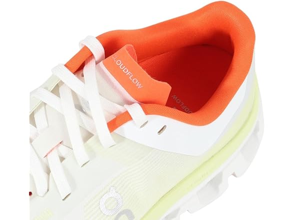 On Running Cloudflow 4 Women's Shoes (Size 8)
