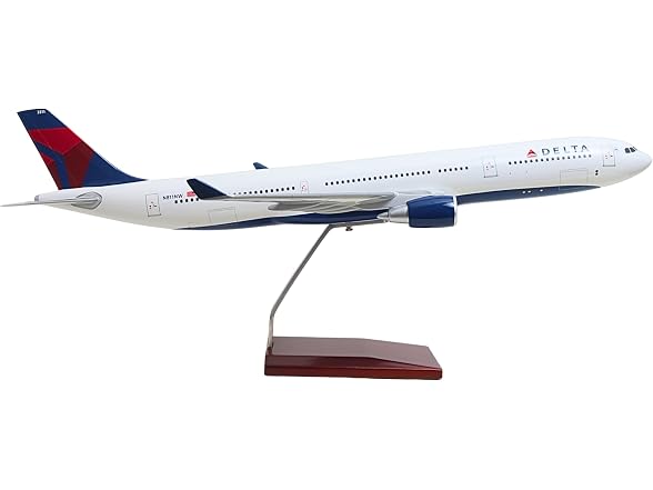 SkyMarks Elite Delta A330-300 1/100 Scale