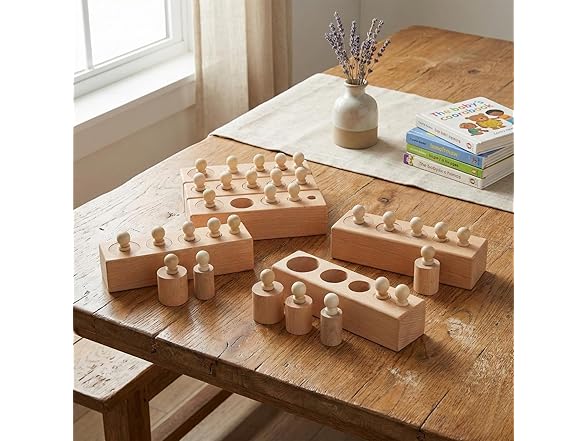 1.75"x6.25" Wood Cylinders 4pc