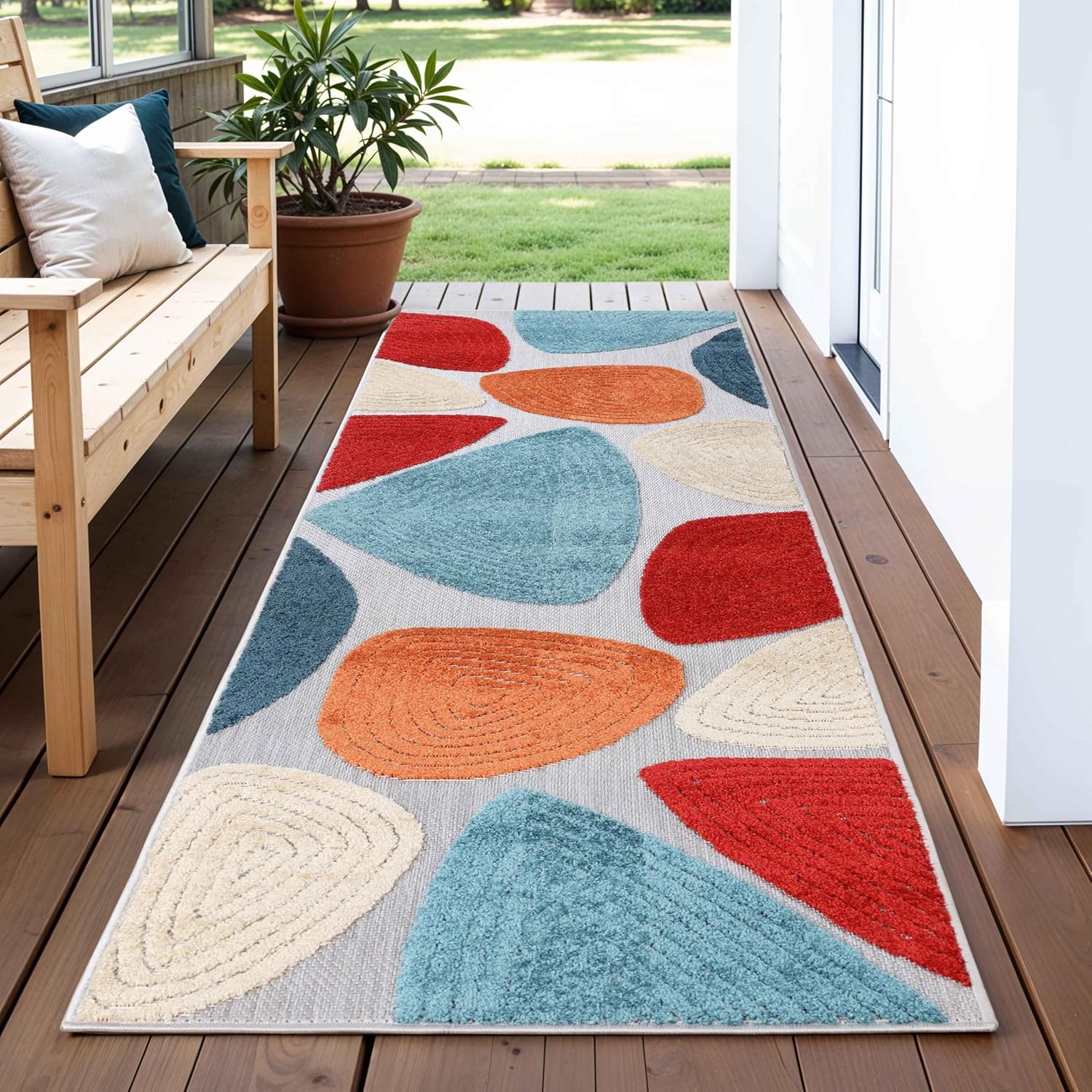 Superior Tulip Indoor Outdoor Runner Rug - Gallery 6