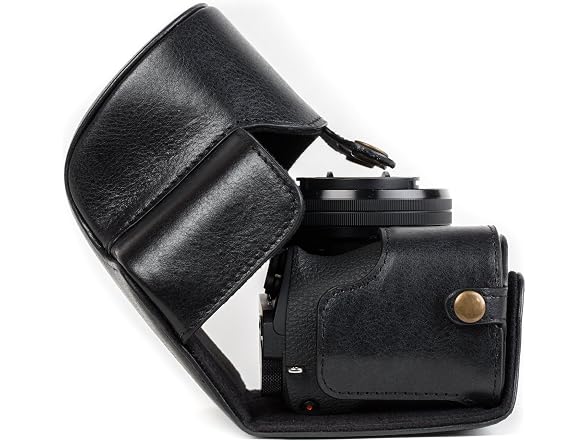 MegaGear Ever Ready Genuine Leather Camera Case and Strap