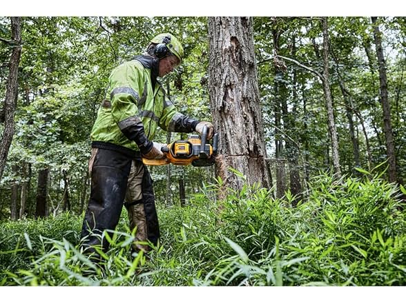 DEWALT DCCS677Z1 60V 20" Brushless Chainsaw Kit