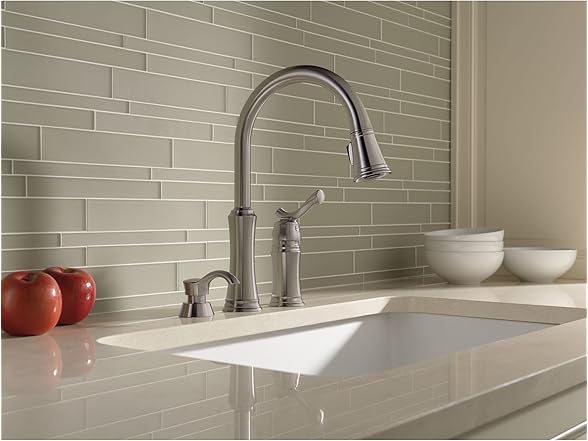 Delta 59963-SSSD-DST Modern Faucet