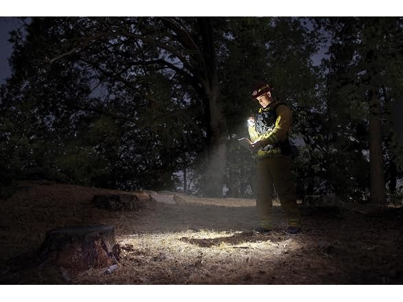 MagLite Mini AA Flashlight w/ Holster Black