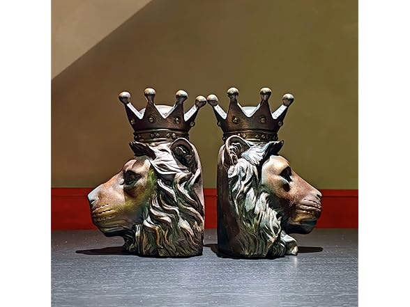 VICTAR DESIGN Lion Head Sculpture Bookend
