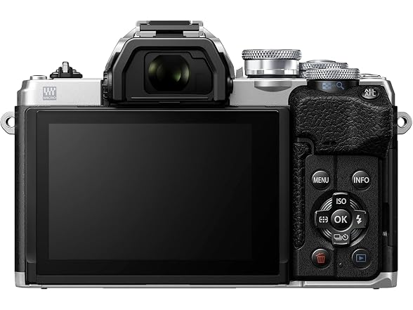 Olympus OM-D E-M10 Mark IV