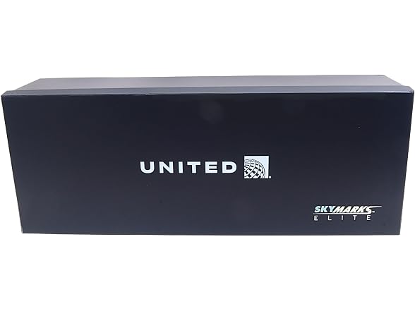 SkyMarks Elite United 787-10 1/100 Scale Model Airplane