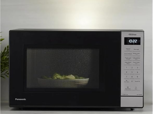 Panasonic NN-SN68QB 1.2 cu. Ft 1.2 cu.ft. Countertop Micro