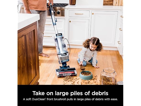 Shark Stratos Lift-Away Vacuum