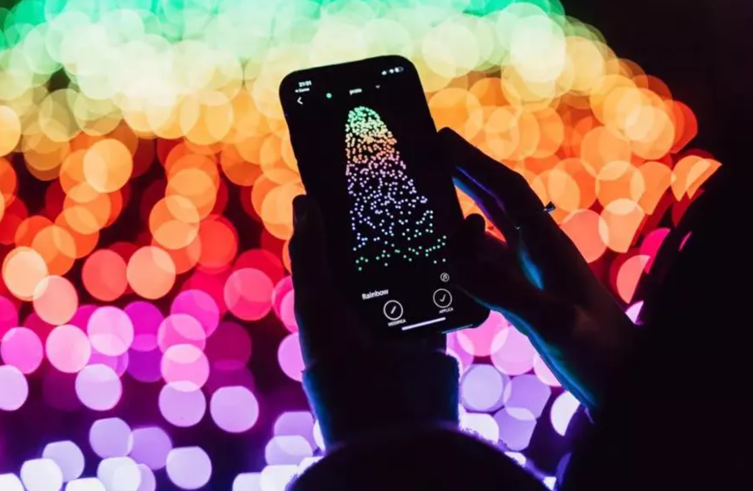 Twinkly 400 Strings and 60 Dots Bundle - Gallery 9