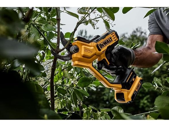 DEWALT DCPR320B 20V MAX Pruning Shears Garden Tool