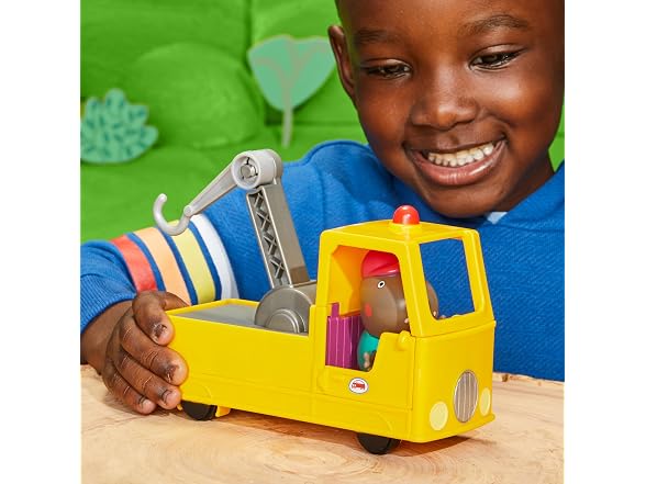 Peppa Pig Granddad Dog's Tow Truck Set