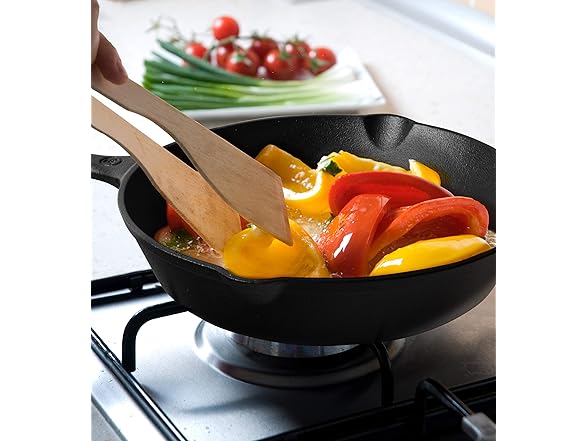 Commercial Chef Cast Iron 8" Skillet