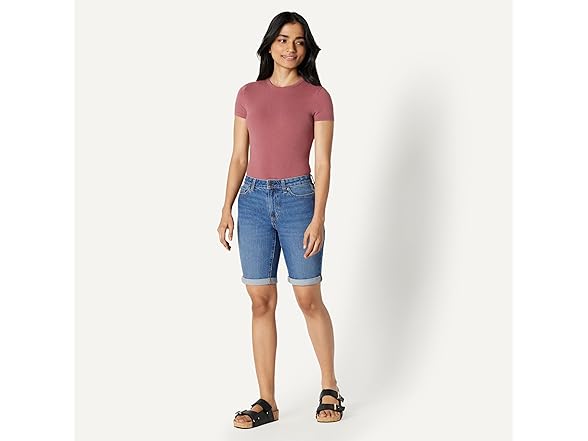 Amazon Essentials Womens MidRise Bermuda Short