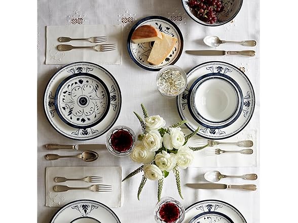 LEMIEUX ET CIE Bruges 4-Piece Salad Plate Set Porcelain Blue