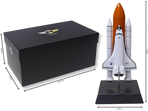 Executive Series Space Shuttle Discovery 1/200 Scale