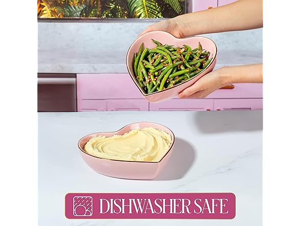 Paris Hilton 2-Piece Heart Dish Set,Pink