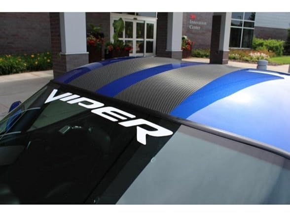 3M 1080 CF12 BLACK CARBON FIBER 5ft x 1ft (5 Film