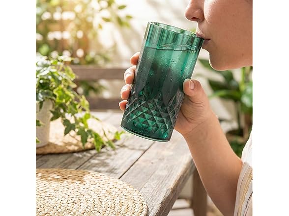 6" Green Water Cups 14oz 12ct