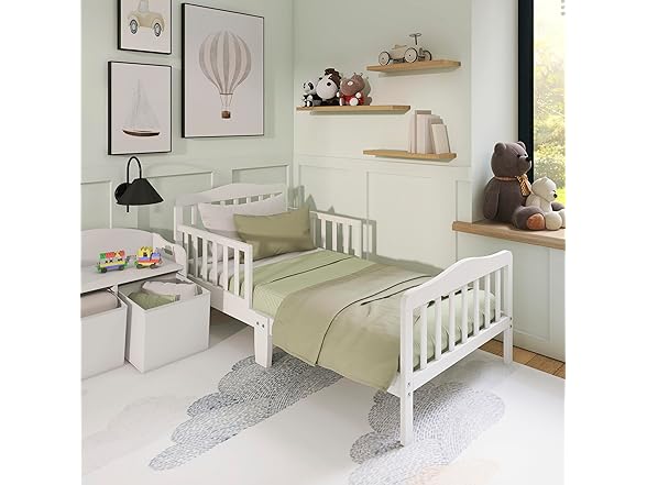 Classic Toddler Bed with Rails