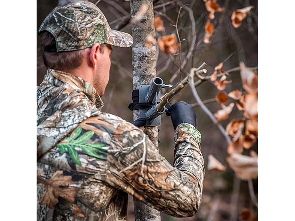 Wildlife Research Center Golden Rope