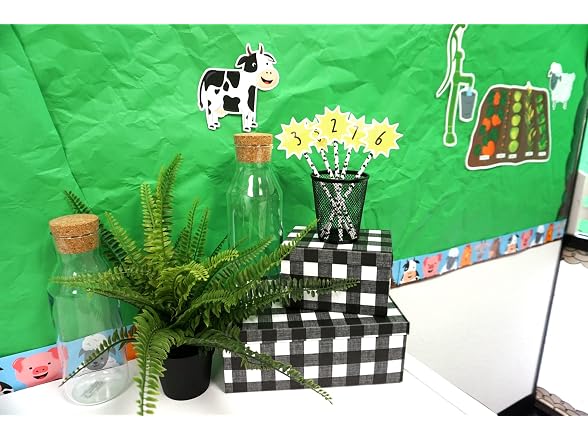 CTP Farm Faces EZ Border for Classroom Bulletin Board Border