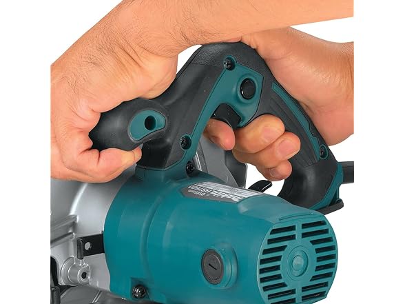 Makita HS7600 Circular Saw, 7-1/4" Corded