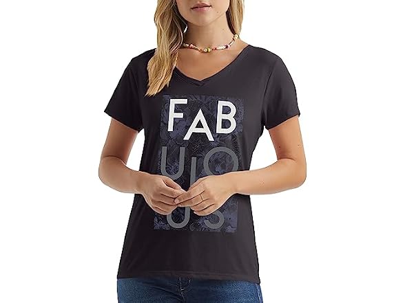 Hanes Women (M) Short Sleeve Graphic V-neck Tee