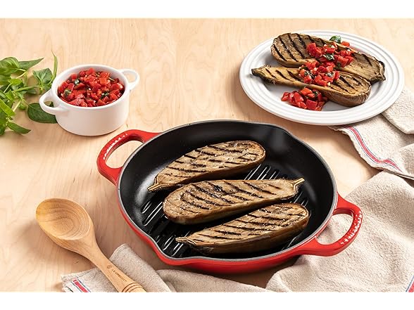 Le Creuset Enameled Cast Iron Deep Round Grill