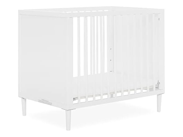 Dream On Me Lucas Mini Modern Crib